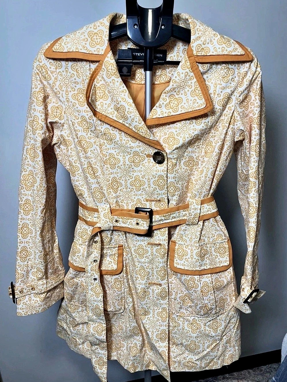 Steve Madden Floral Belted Trench Coat Cream & Yellow Large Like New